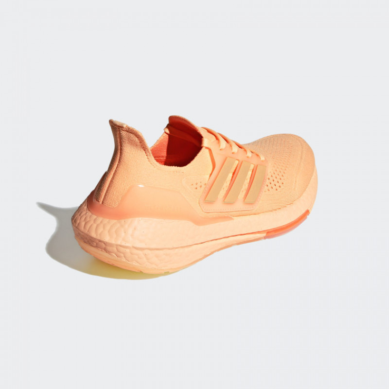 SEPATU LARI ADIDAS Wmns Ultraboost 21