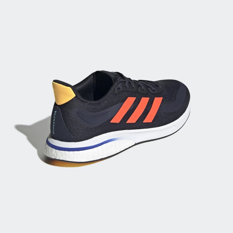 SEPATU LARI ADIDAS SUPERNOVA
