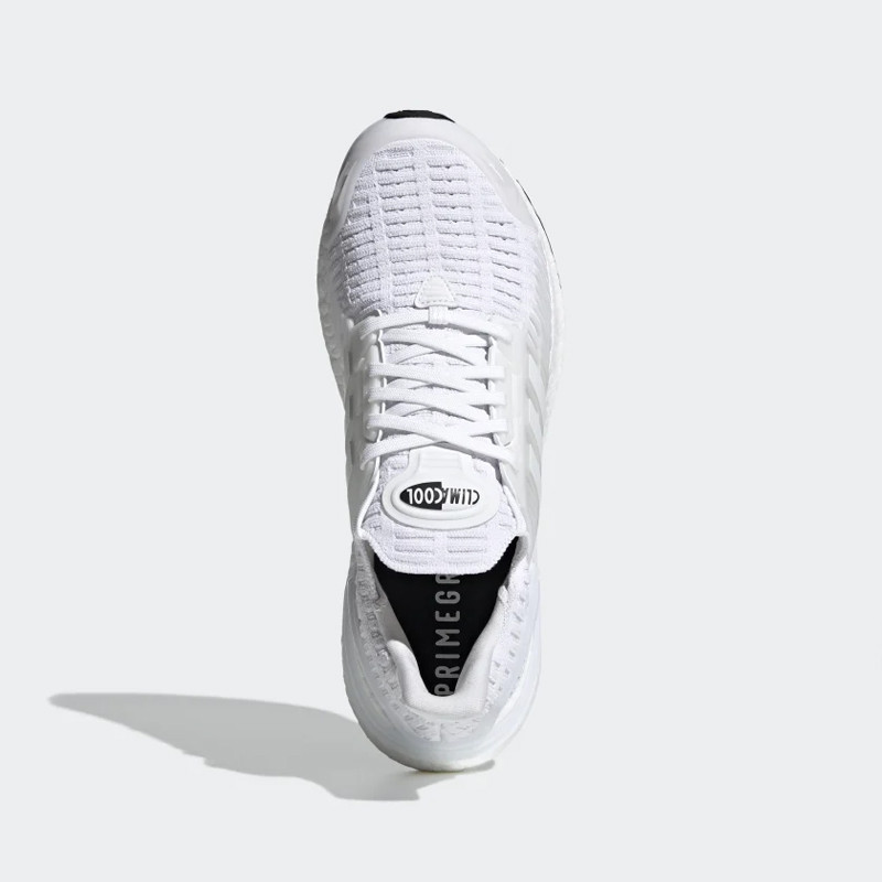 SEPATU LARI ADIDAS Ultraboost DNA CC_1