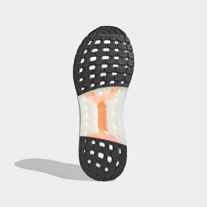 SEPATU LARI ADIDAS Ultraboost DNA CC_1