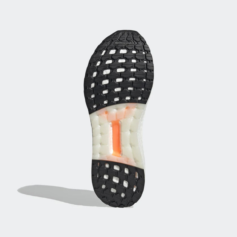 SEPATU LARI ADIDAS Ultraboost DNA CC_1