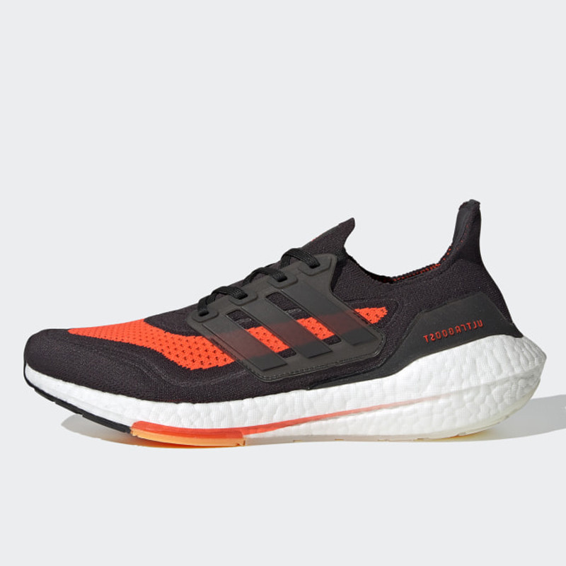 SEPATU LARI ADIDAS Ultraboost 21
