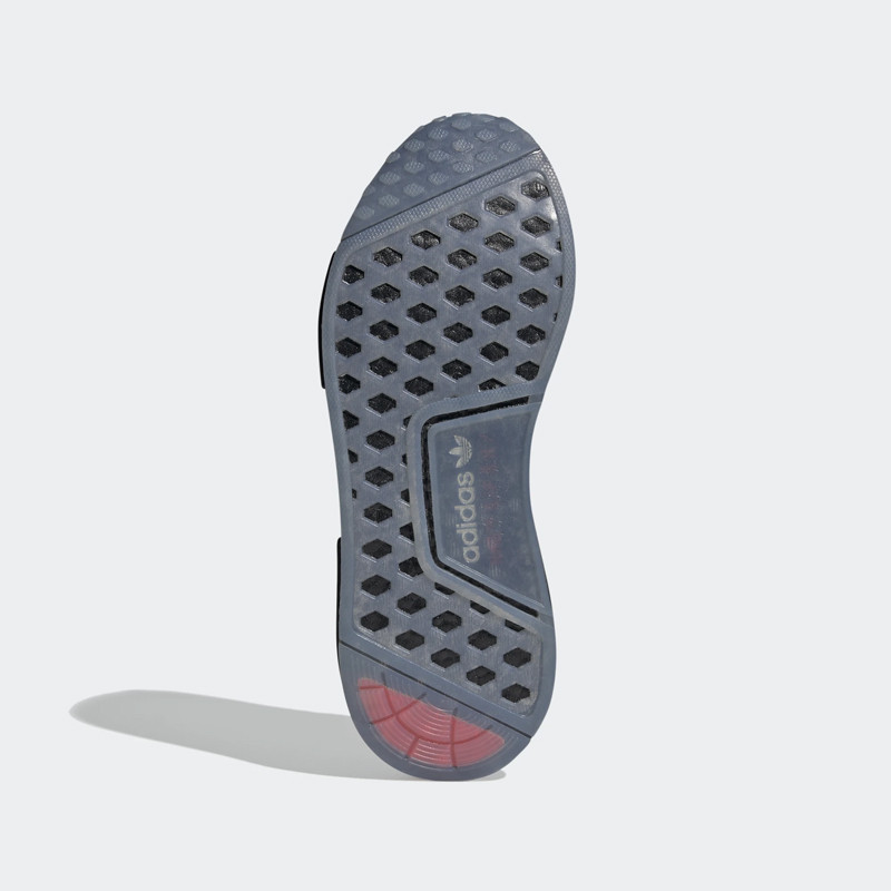 SEPATU SNEAKERS ADIDAS NMD_R1 Spectoo