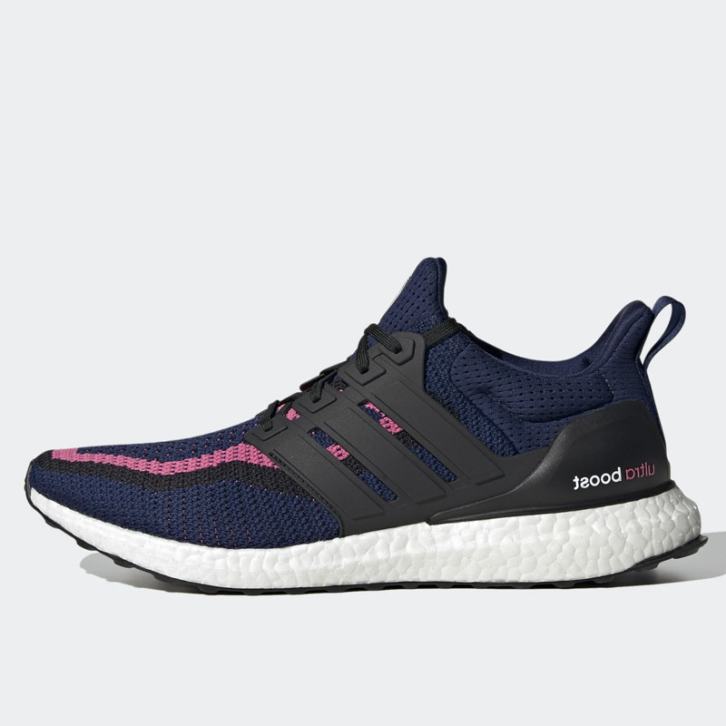 SEPATU LARI ADIDAS Ultraboost DNA X Real Madrid