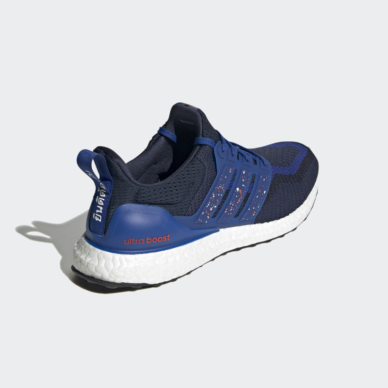 SEPATU LARI ADIDAS Ultraboost Dna City Pack Bangkok