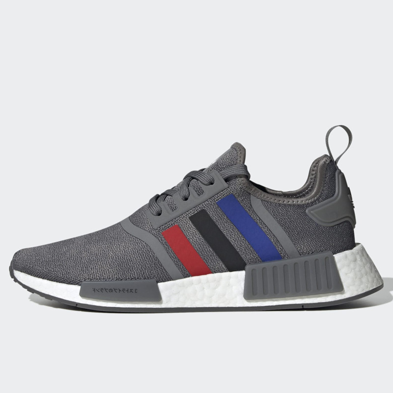 SEPATU SNEAKERS ADIDAS NMD_R1