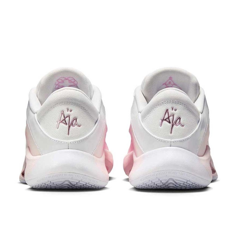 SEPATU BASKET NIKE WMNS A'ONE EP