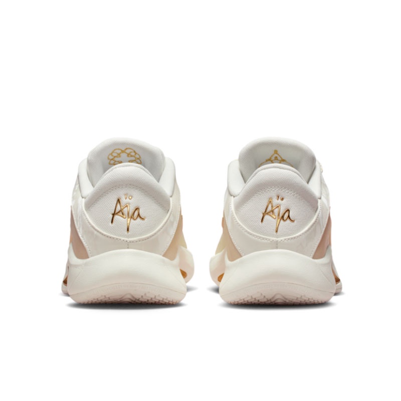 SEPATU BASKET NIKE WMNS A'ONE EP