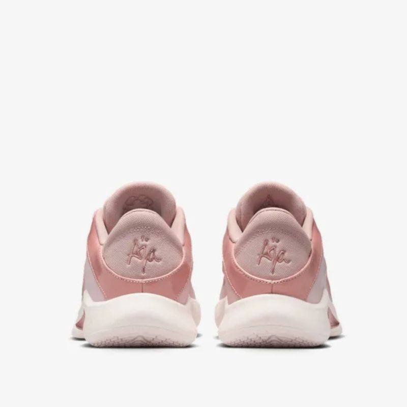 SEPATU BASKET NIKE wmns A'One EP