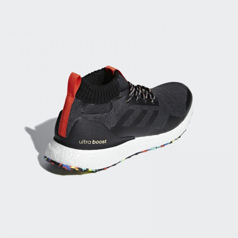 SEPATU LARI ADIDAS Ultraboost Mid