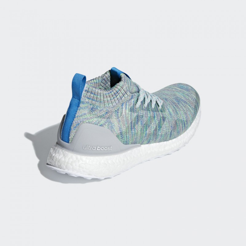 SEPATU LARI ADIDAS Ultraboost Mid