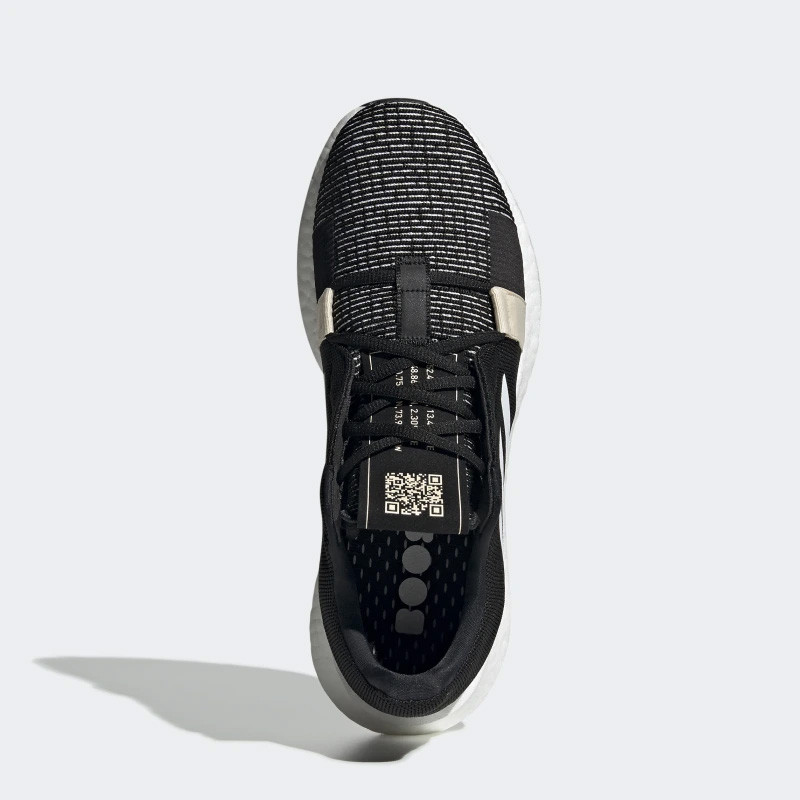 SEPATU LARI ADIDAS Senseboost Go