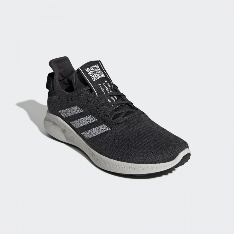 SEPATU LARI ADIDAS Sensebounce Plus Street