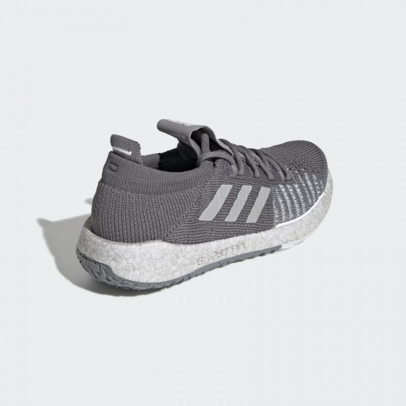 SEPATU LARI ADIDAS Pulseboost Hd