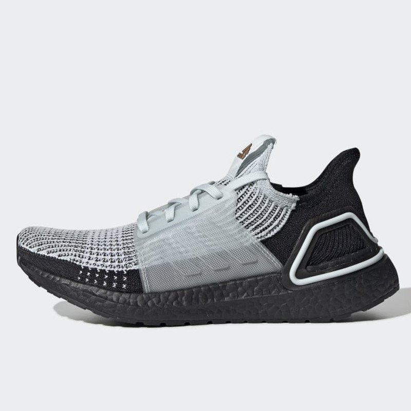 SEPATU LARI ADIDAS Wmns Ultraboost 19