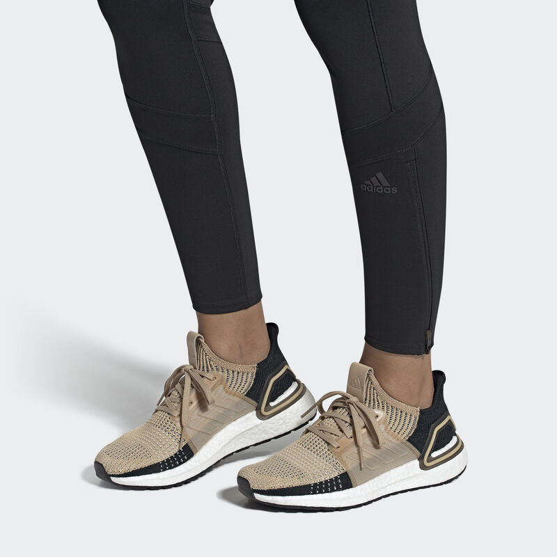 Wmns Ultraboost 19 foto 2