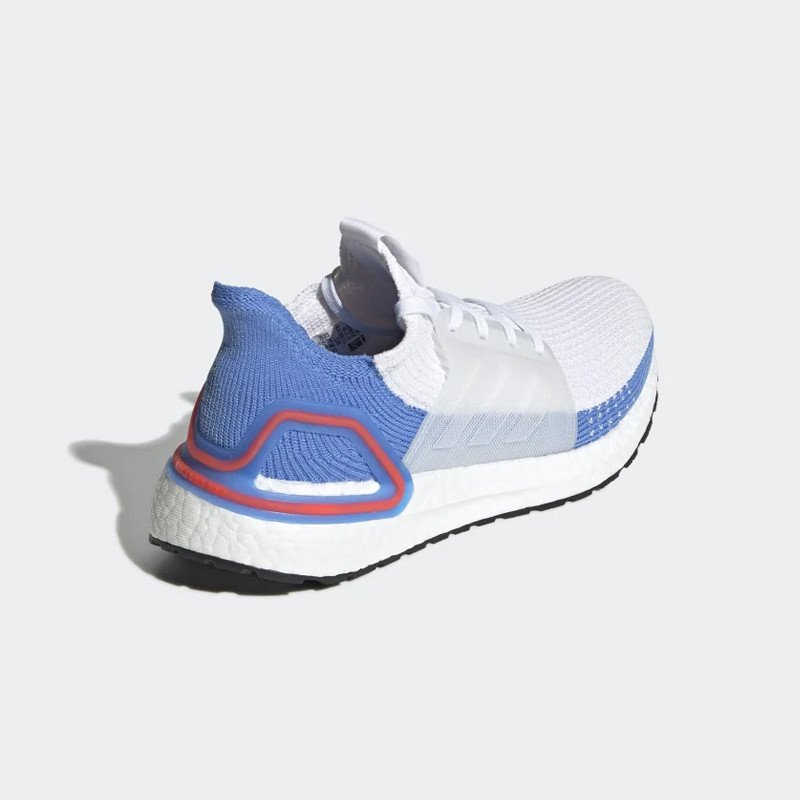 SEPATU LARI ADIDAS Wmns Ultraboost 19