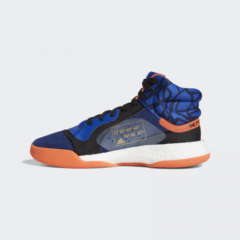 SEPATU BASKET ADIDAS Marquee Boost Kristaps Porzingis