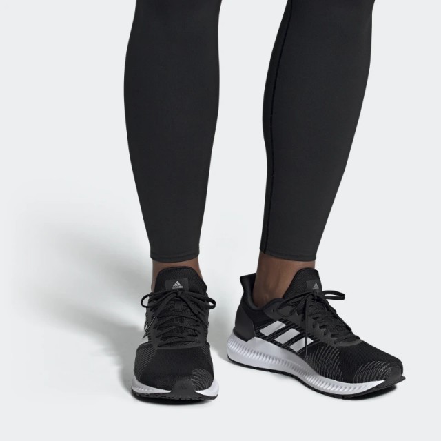 SEPATU LARI ADIDAS Solar Blaze
