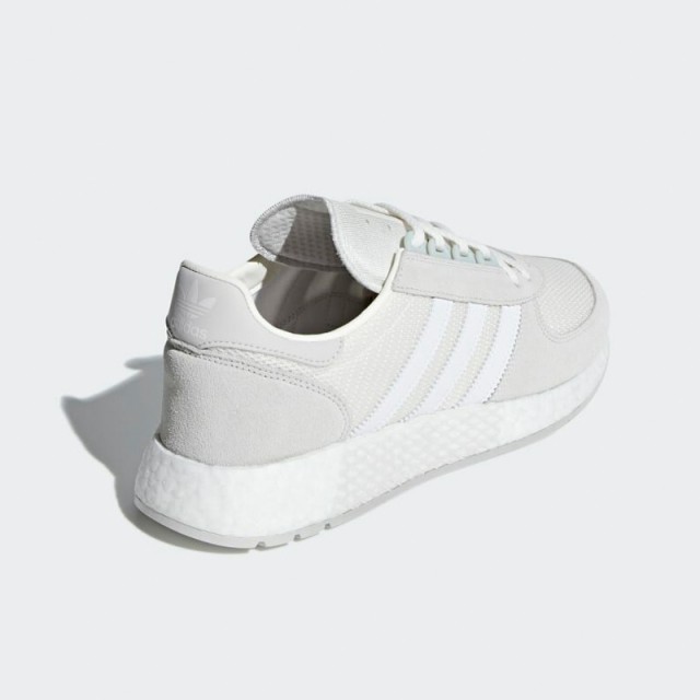 SEPATU SNEAKERS ADIDAS MARATHONx5923