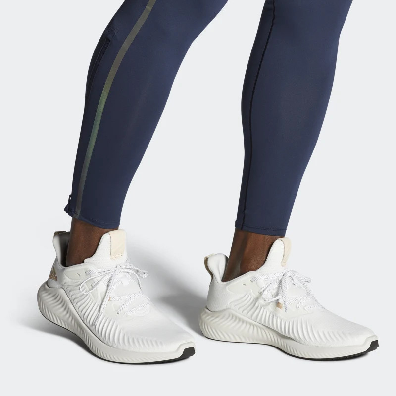 SEPATU LARI ADIDAS Alphabounce Plus