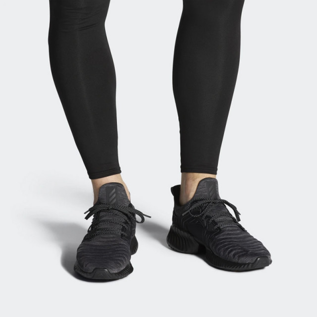 SEPATU LARI ADIDAS Alphabounce Instinct CC