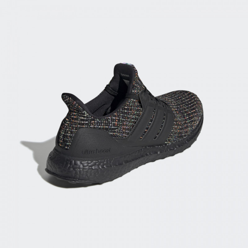 SEPATU LARI ADIDAS Ultraboost