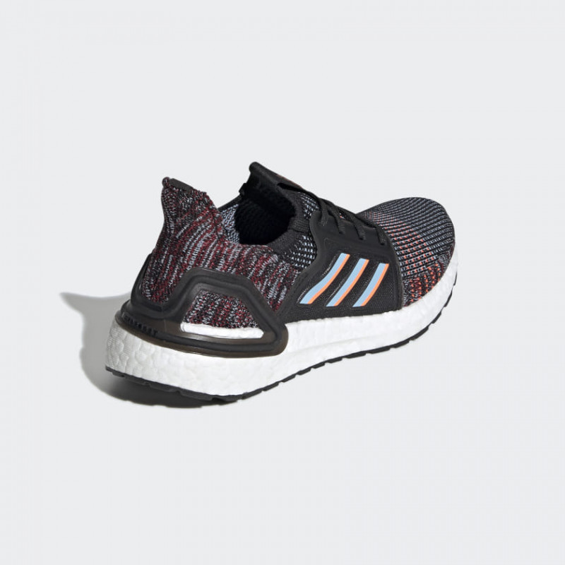 SEPATU LARI ADIDAS Ultraboost 19