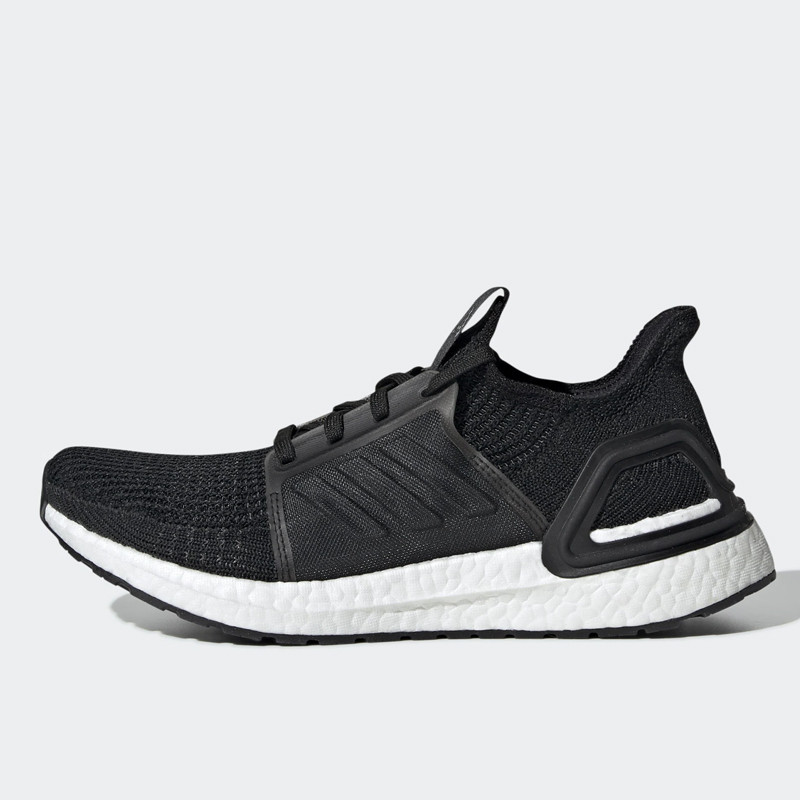 SEPATU LARI ADIDAS Wmns Ultraboost 19