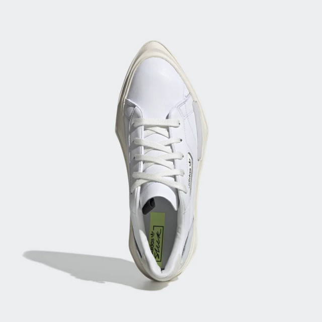 SEPATU SNEAKERS ADIDAS Wmns Hypersleek