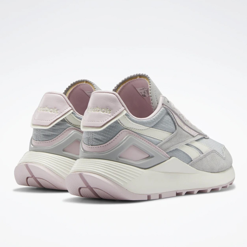 SEPATU SNEAKERS REEBOK Wmns Classic Leather Legacy AZ