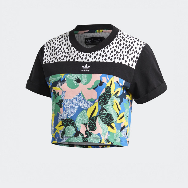BAJU SNEAKERS ADIDAS Wmns Cropped Tee