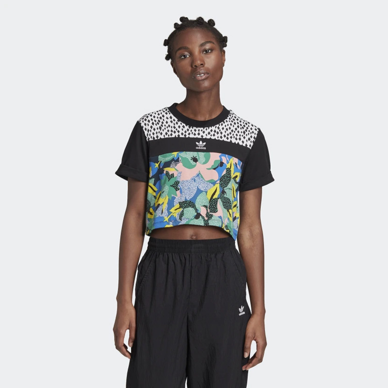 BAJU SNEAKERS ADIDAS Wmns Cropped Tee