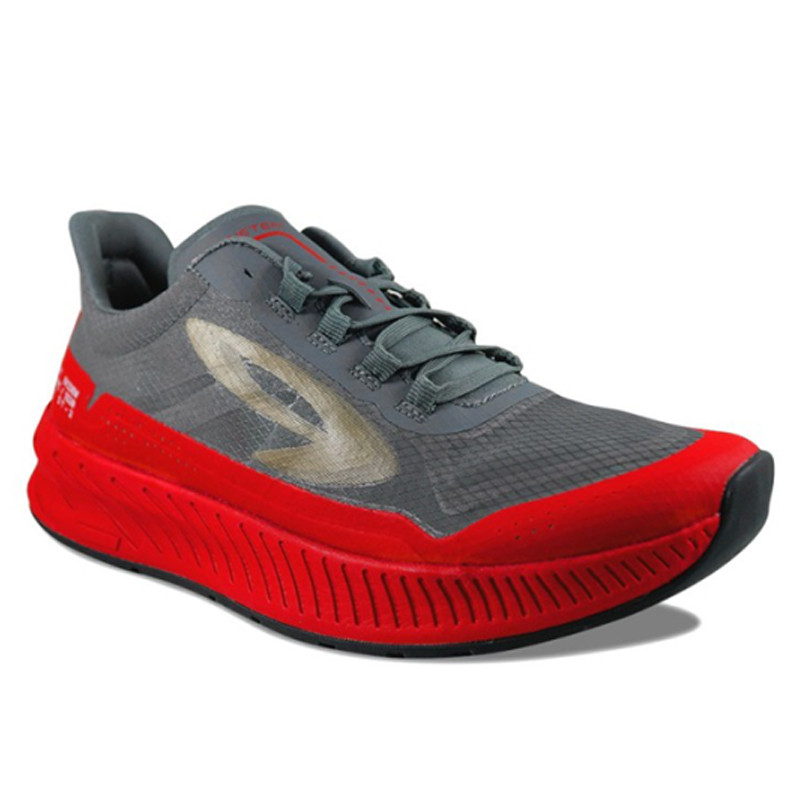 SEPATU LARI NINETEN Geist Ekiden