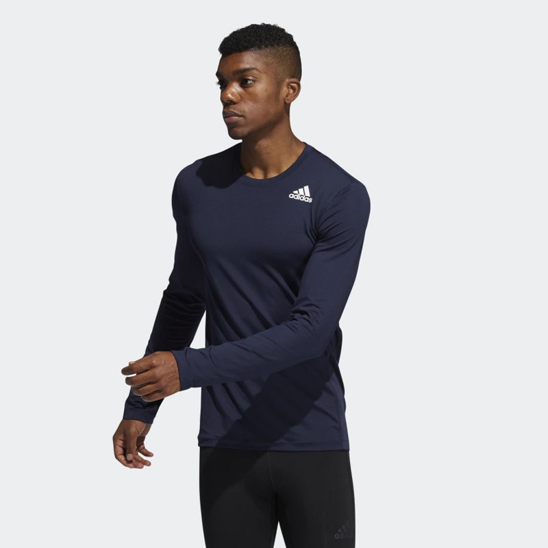 BAJU TRAINING ADIDAS Techfit Compression Long Sleeve Top