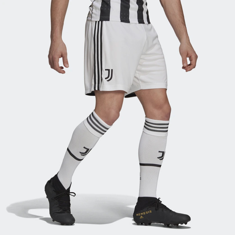 CELANA FOOTBALL ADIDAS Juventus 21 22 Home Shorts