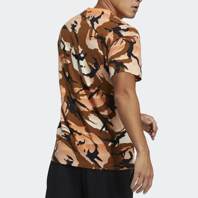 GRAPHIC ALLOVER PRINT TEE foto 4
