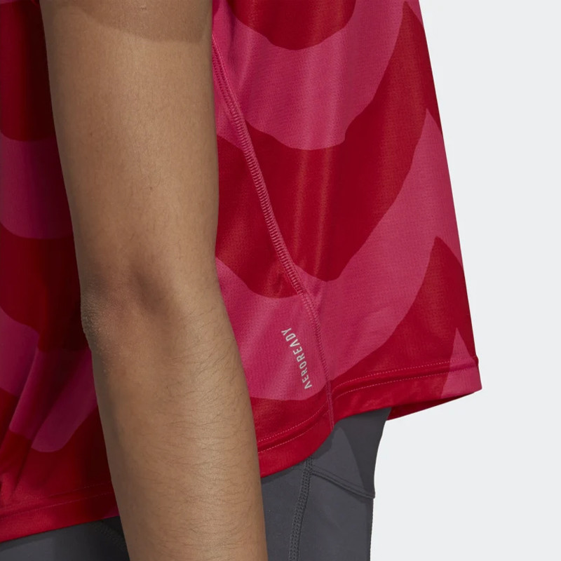 BAJU LARI ADIDAS Wmns X MARIMEKKO FAST TEE