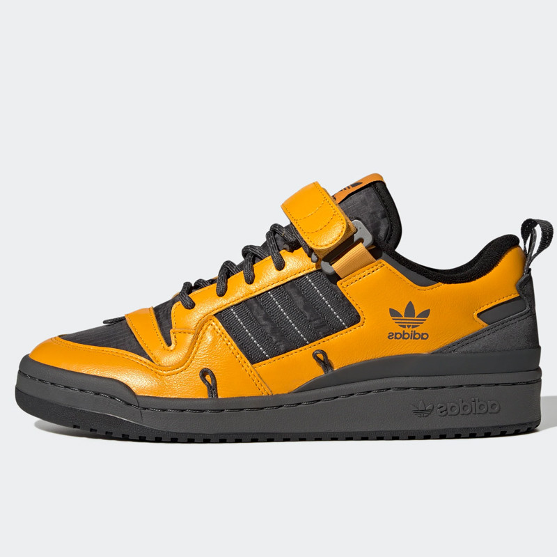 Sepatu Sneakers Adidas Forum 84 Camp Low Gold