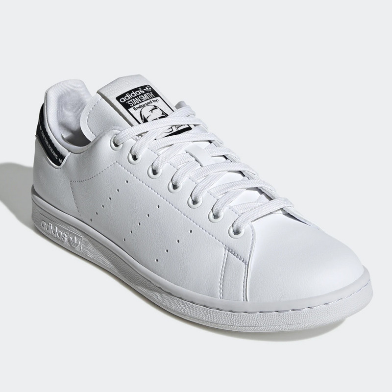 SEPATU SNEAKERS ADIDAS Stan Smith Parley