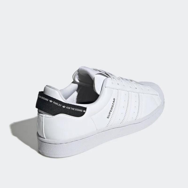 SEPATU SNEAKERS ADIDAS SUPERSTAR