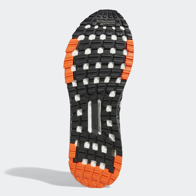 SEPATU TRAIL ADIDAS ULTRABOOST DNA CITY XPLORER