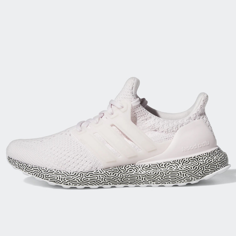 SEPATU LARI ADIDAS Wmns ULTRABOOST DNA