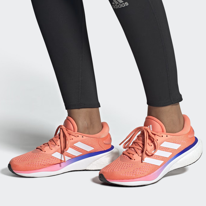 SEPATU LARI ADIDAS Wmns SUPERNOVA 2