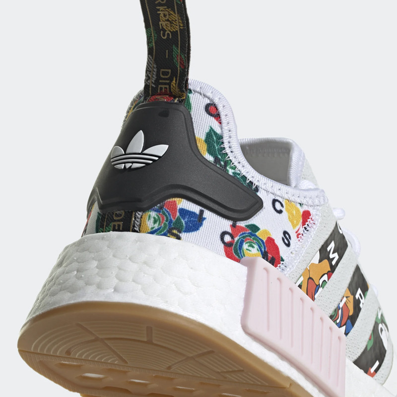 SEPATU SNEAKERS ADIDAS Wmns RICH MNISI NMD_R1