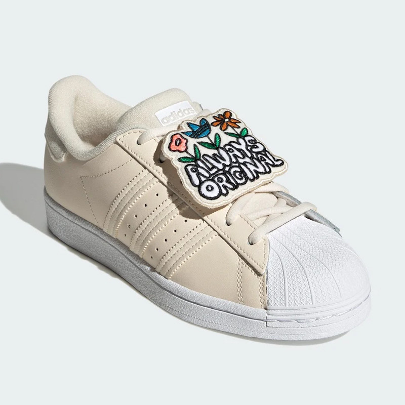 Wmns Superstar foto 2