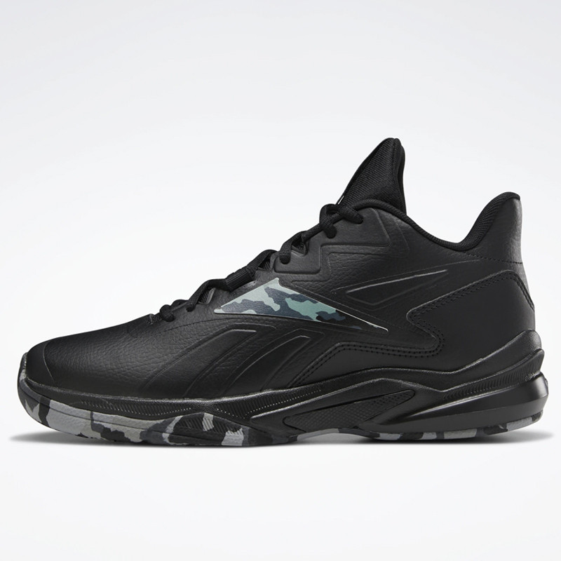 SEPATU BASKET REEBOK More Buckets