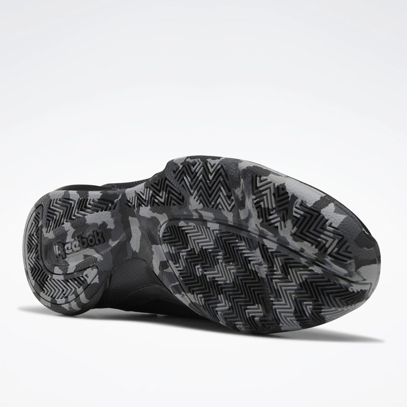 SEPATU BASKET REEBOK More Buckets