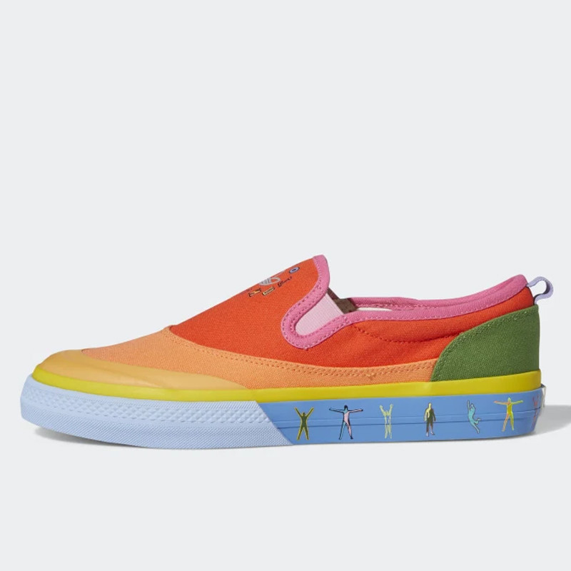 SEPATU SNEAKERS ADIDAS NIZZA SLIP-ON PRIDE