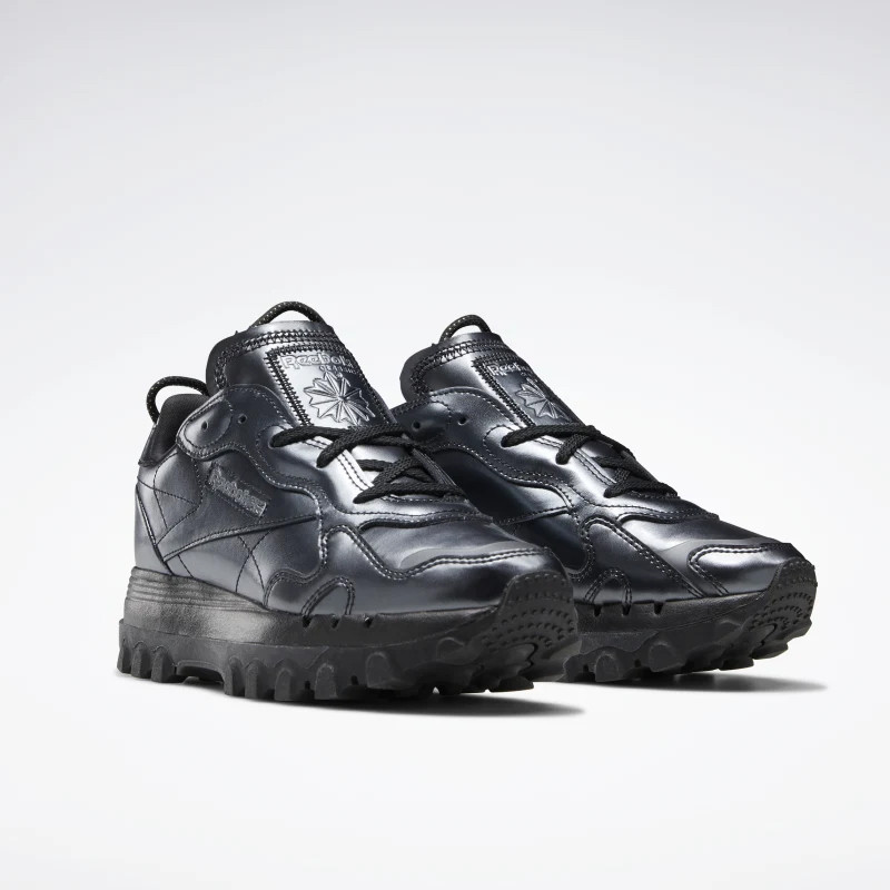 SEPATU SNEAKERS REEBOK Wmns Cardi B Classic Leather
